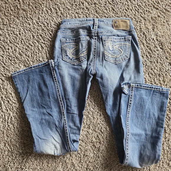 Distressed Blue Women's Jeans - Picture 4 of 5